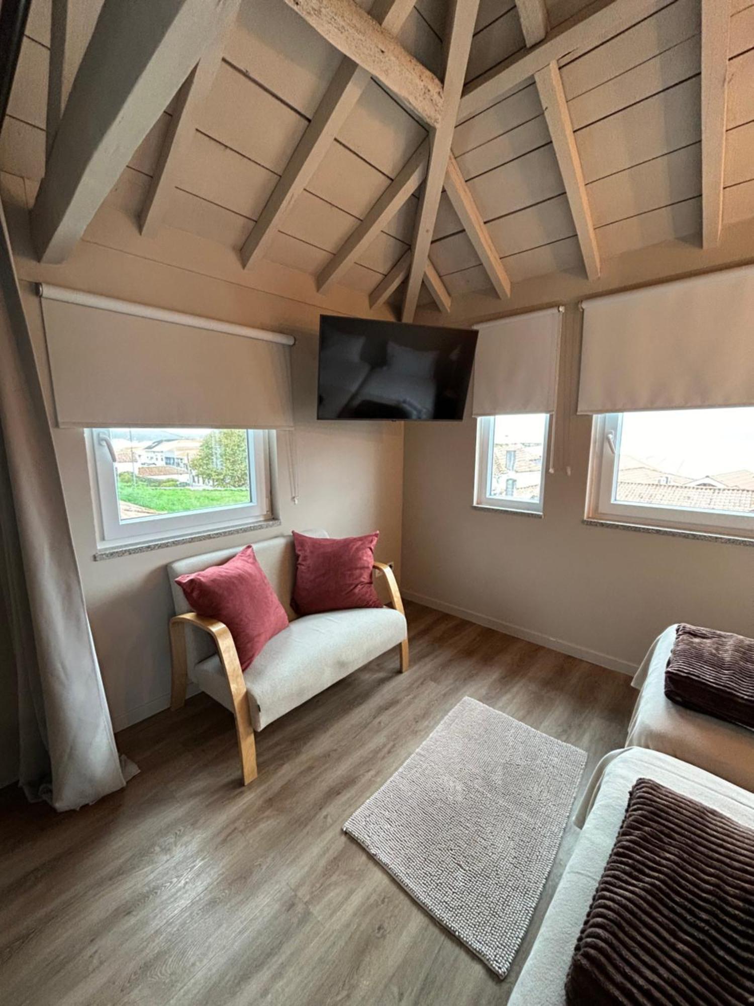 דירות קמיניה Casas Sebastiao - Tourist House חדר תמונה
